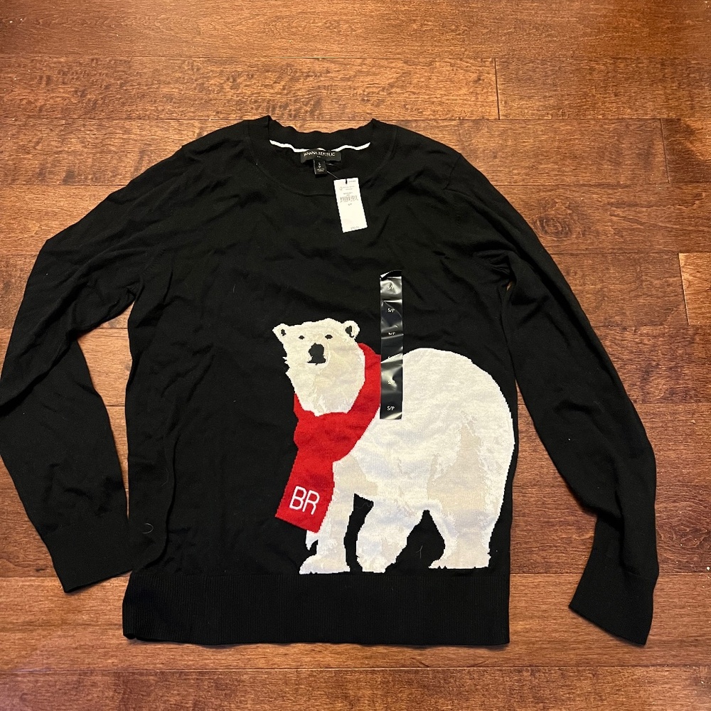 Banana Republic polar bear sweater